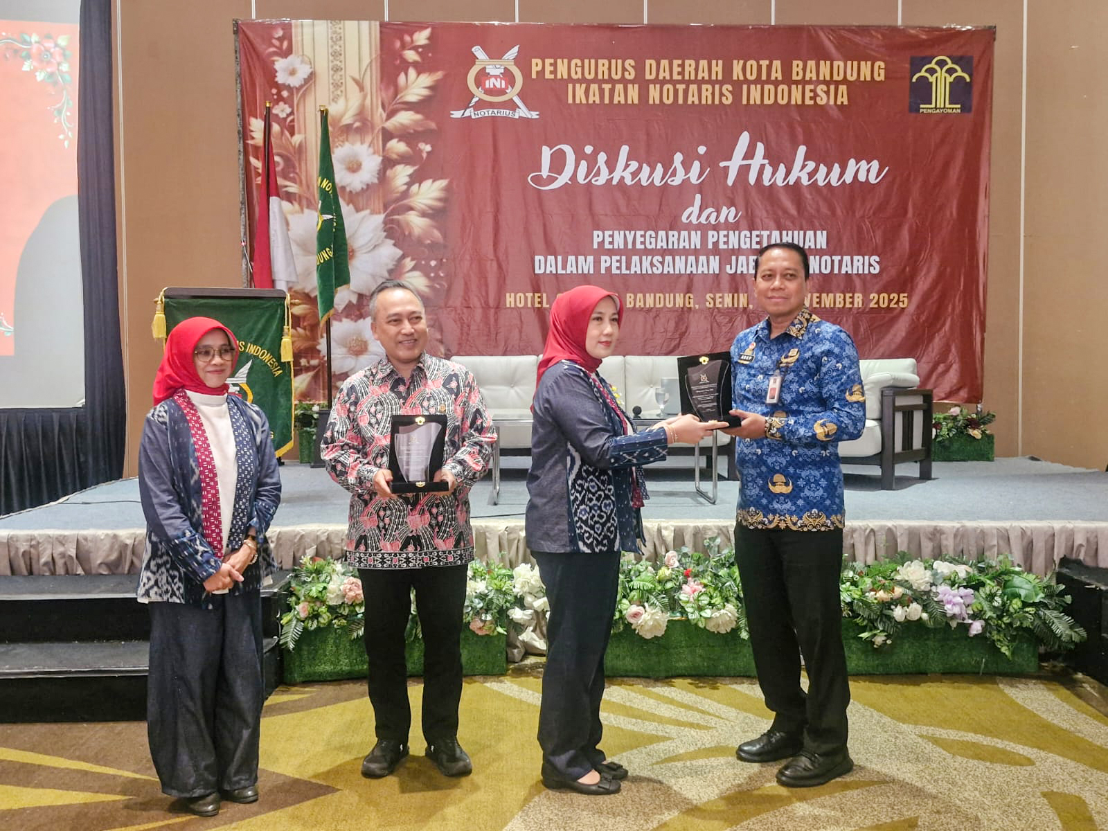 171125 DiskusiHukumIniBdg  8
